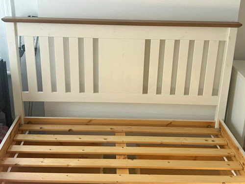 King size bed - size, 4