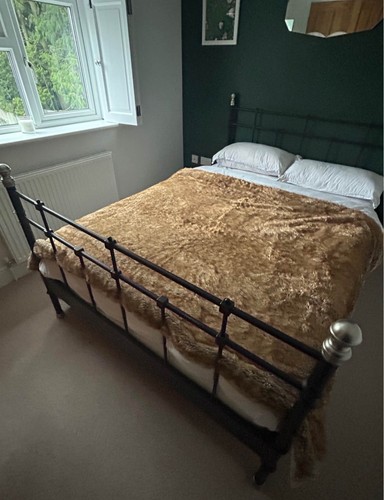 Black king bed - black,