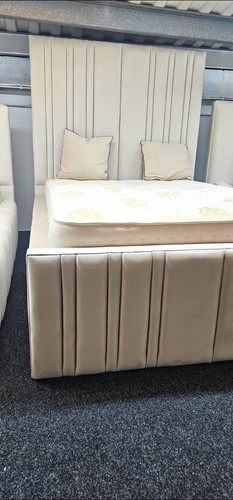 Plush velvet upholstered king - velvet,